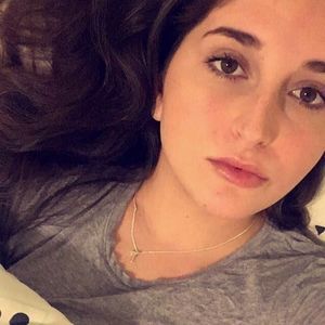 Meet your Posher, Naomi